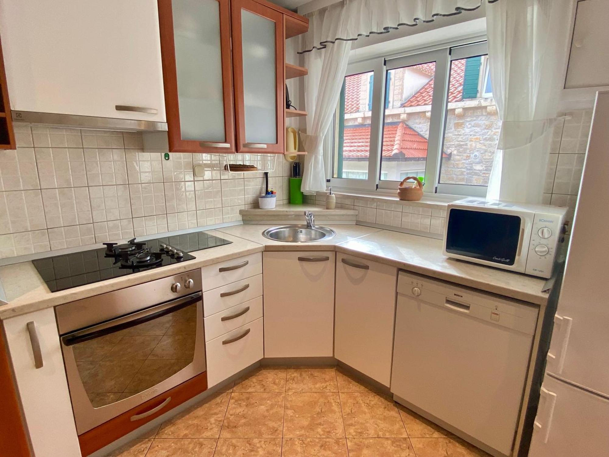 Apartment Simon - Old Stone Charm, Central Bol Life Zewnętrze zdjęcie